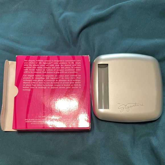 MK Signature Custom Compact - Picture 2 of 3